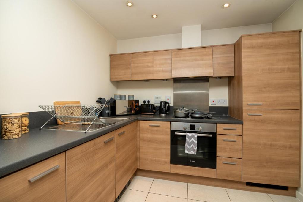 Apartamento Zenith Hub Londres Exterior foto